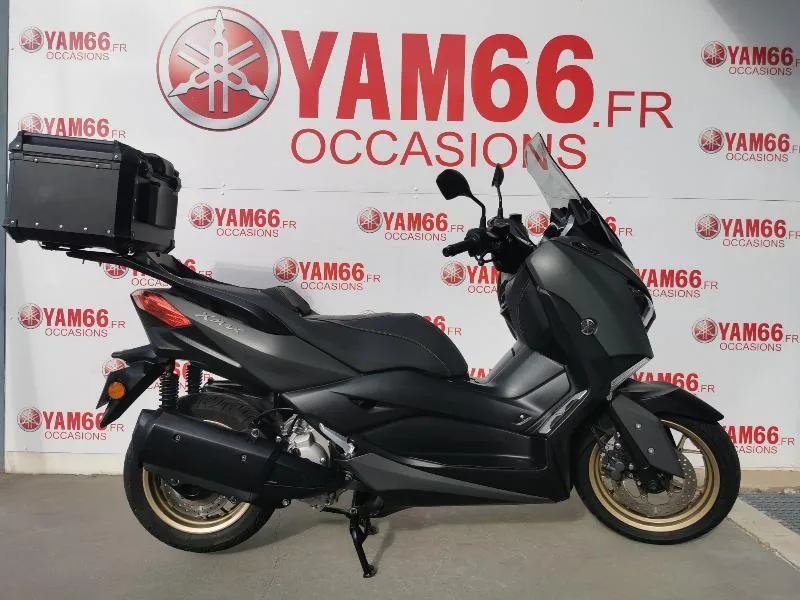XMAX 300 Tech Max