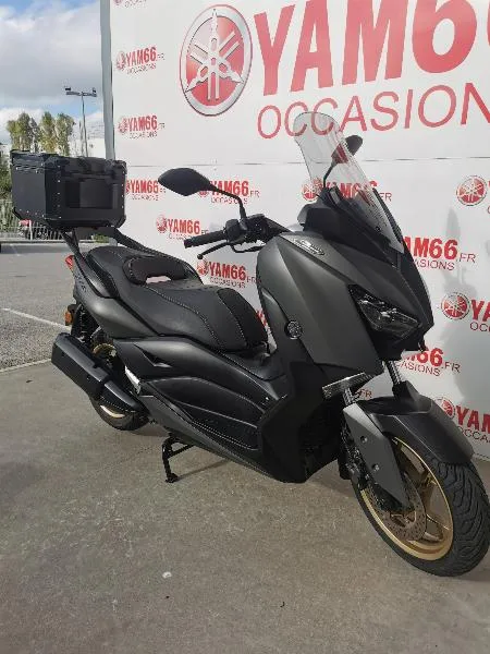 XMAX 300 Tech Max