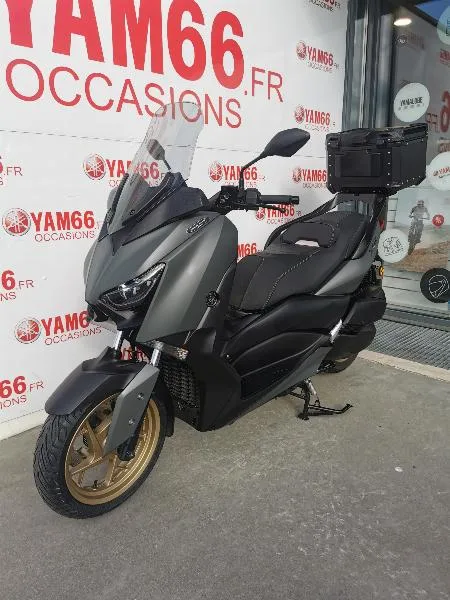 XMAX 300 Tech Max