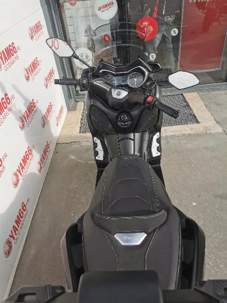 XMAX 300 Tech Max