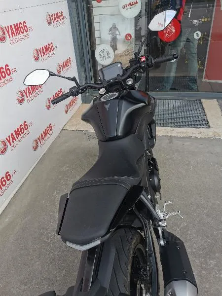 MT125 ABS