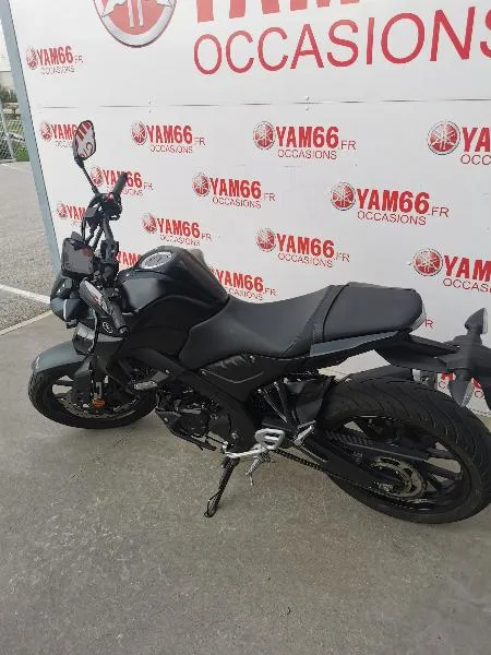 MT125 ABS