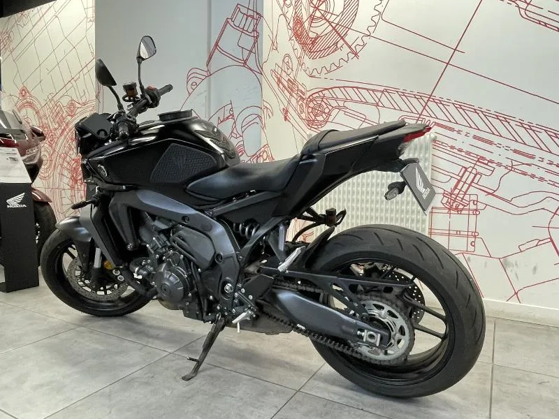 MT09  YAMT