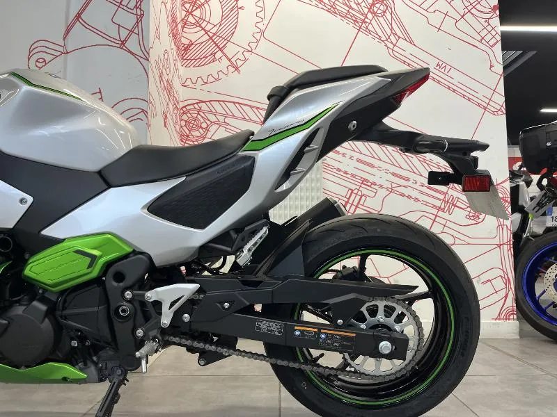 Ninja 7 Hybrid