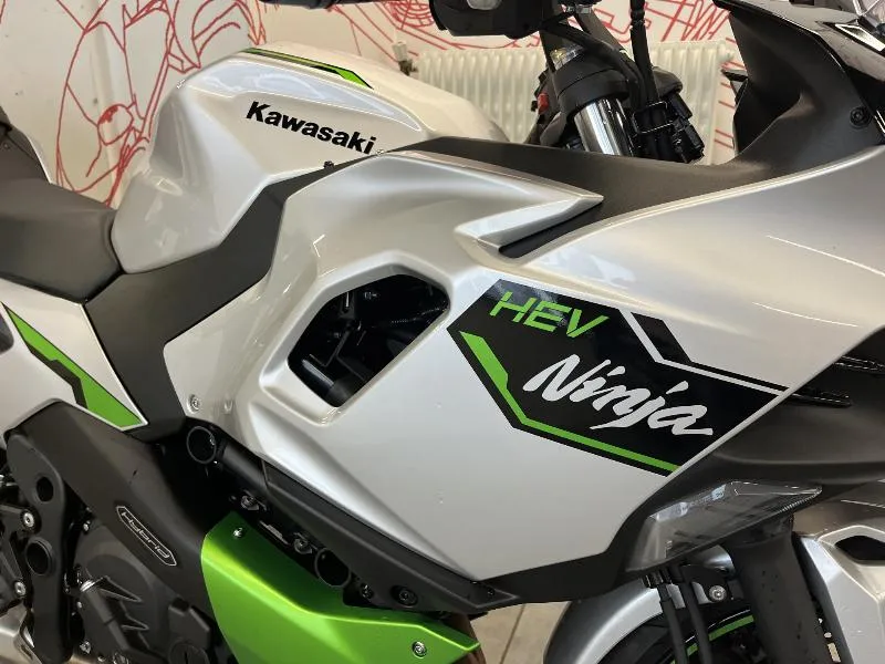 Ninja 7 Hybrid