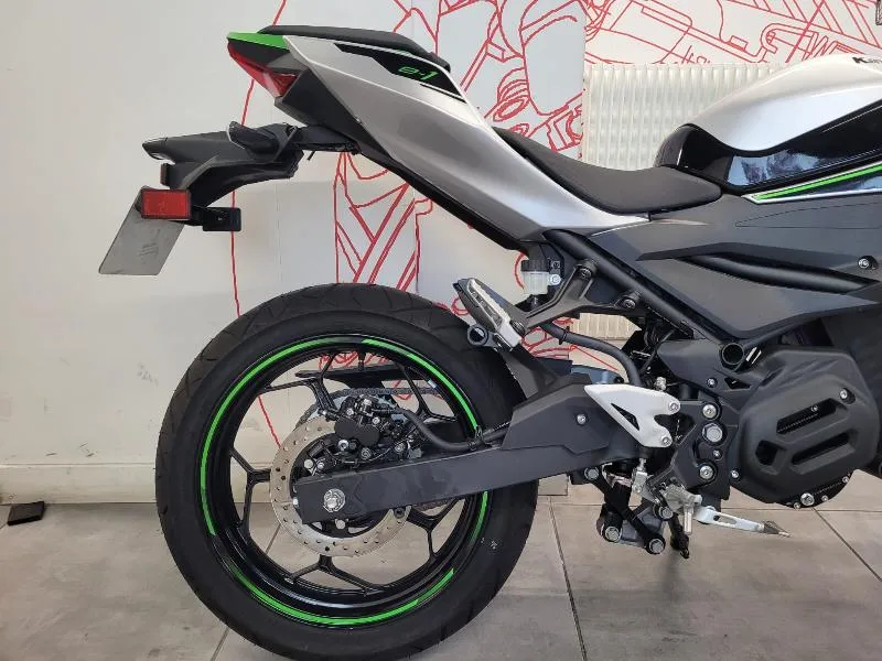 Ze1