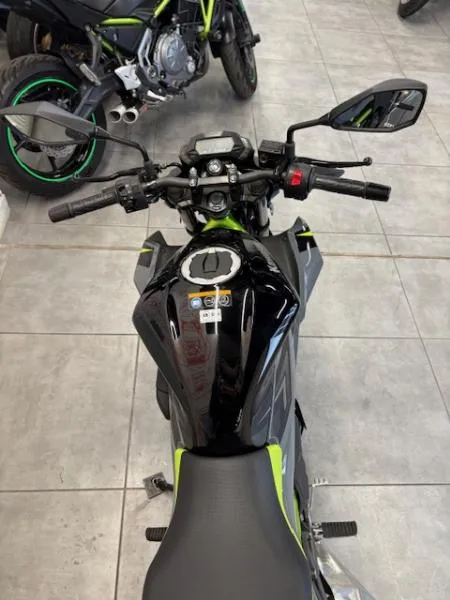 z 125