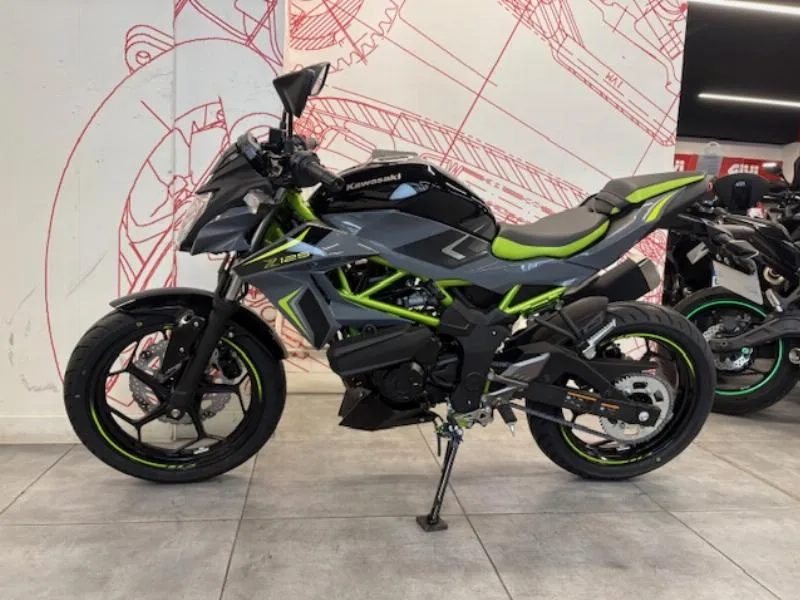 z 125