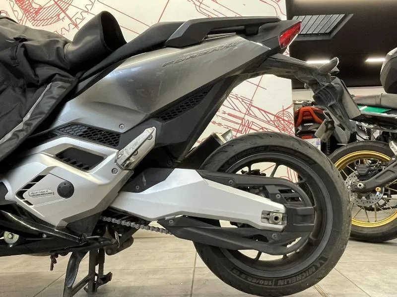 NSS FORZA 750
