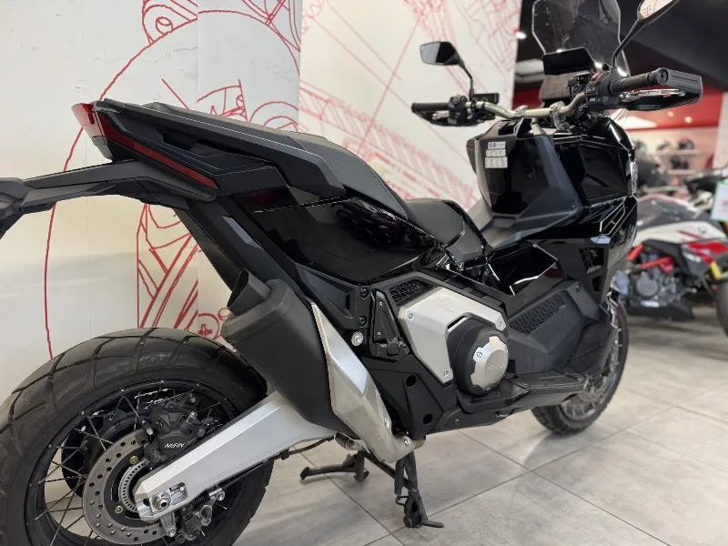 XADV