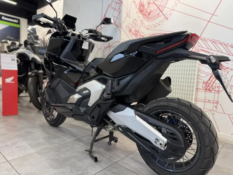 XADV