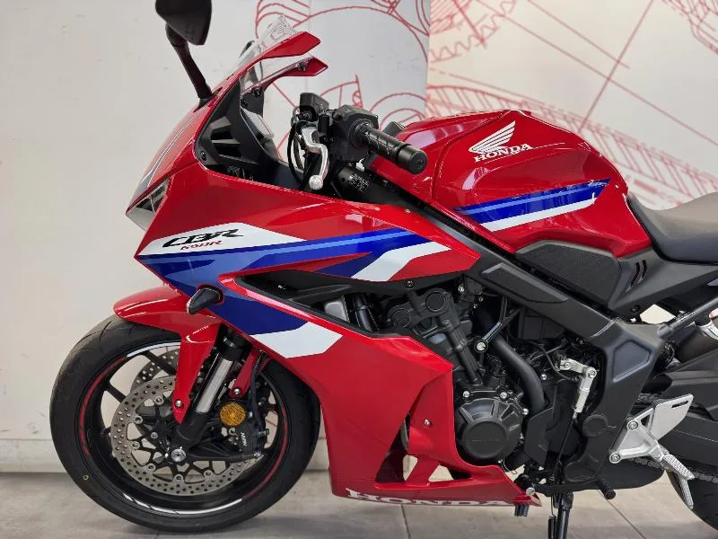 CBR 650  R