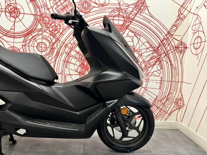 PCX 125