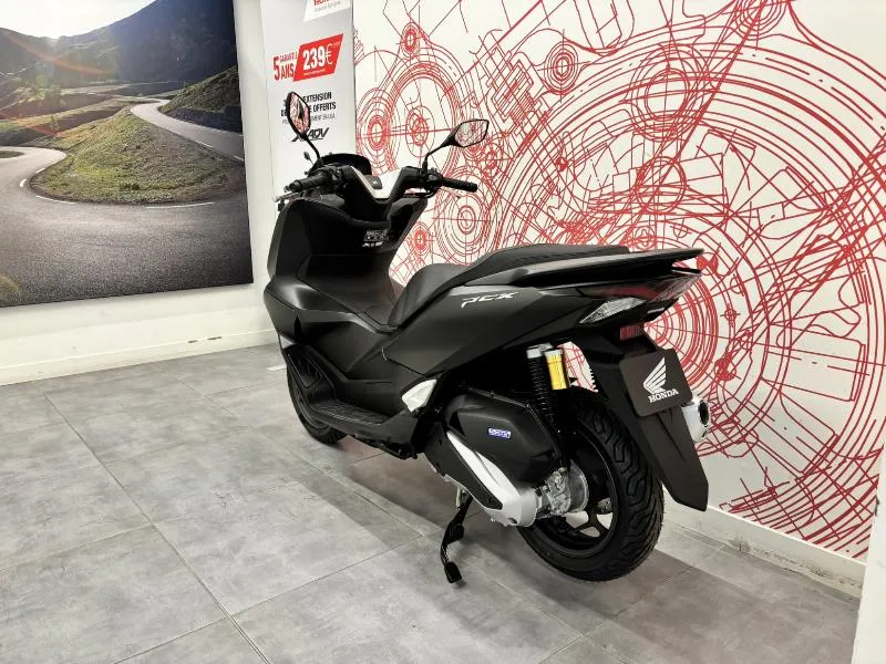 PCX 125