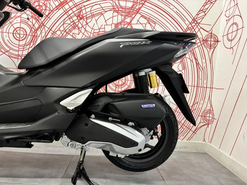PCX 125