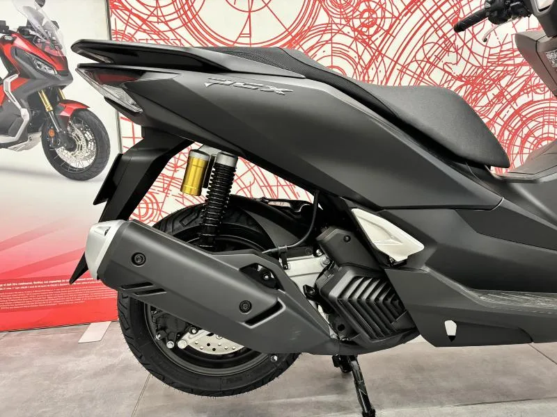 PCX 125