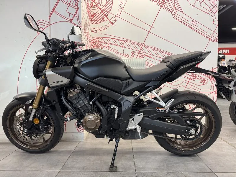 CB 650 R
