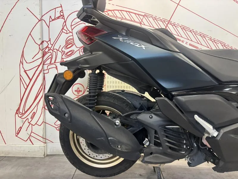 XMAX 125