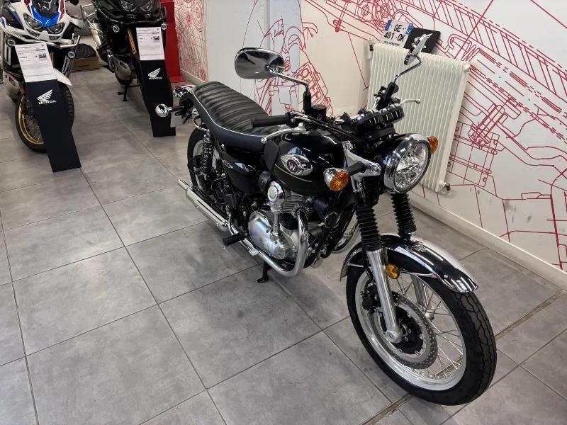 W 800