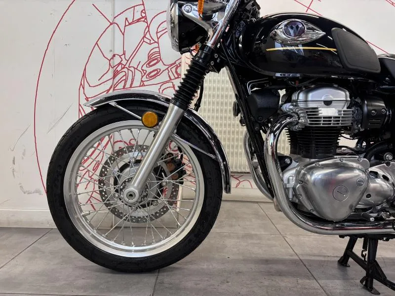 W 800