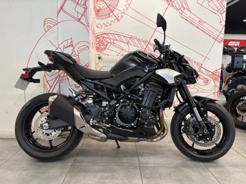 Z 900 2026