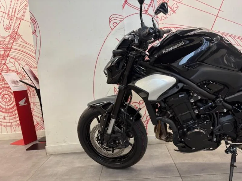 Z 900