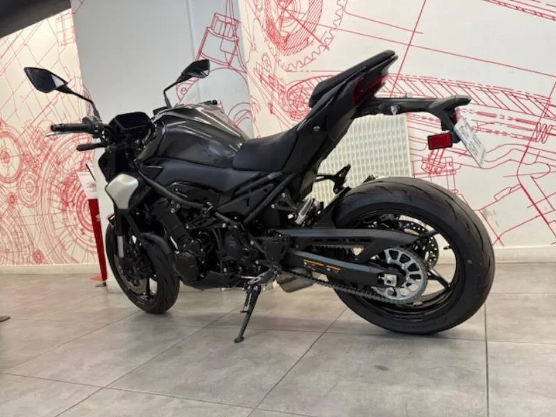 Z 900