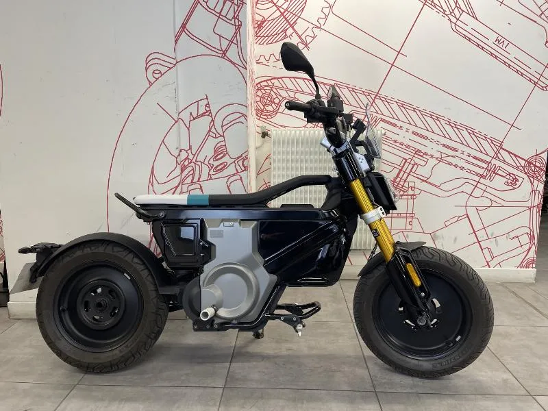 CE 02