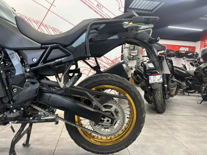 DL VSTROM 800DE