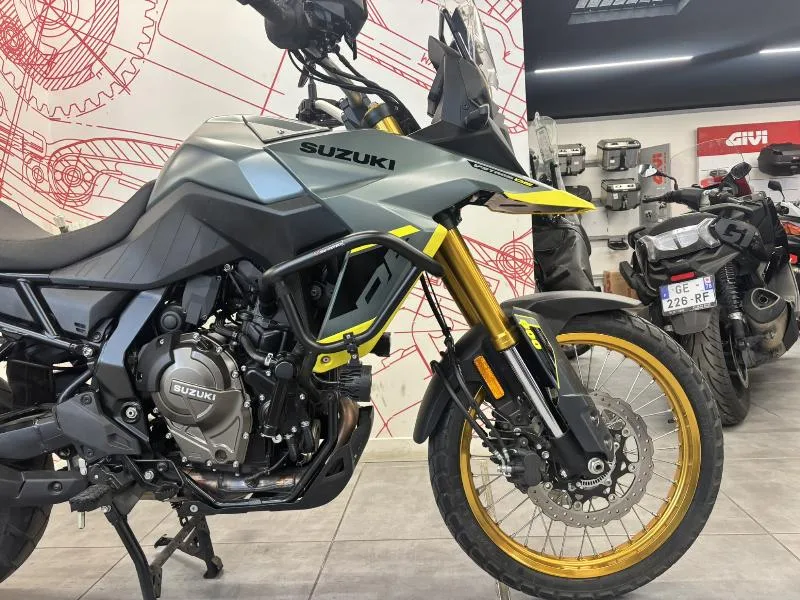 DL VSTROM 800DE