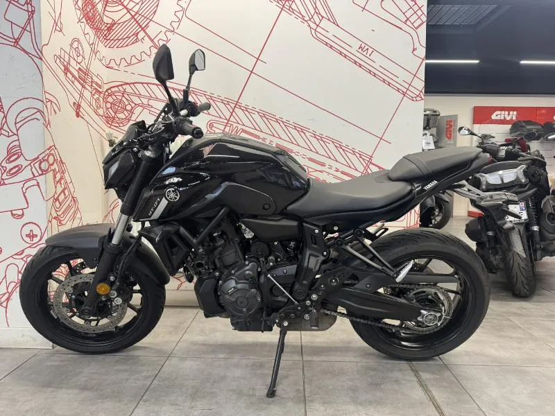 MT07 