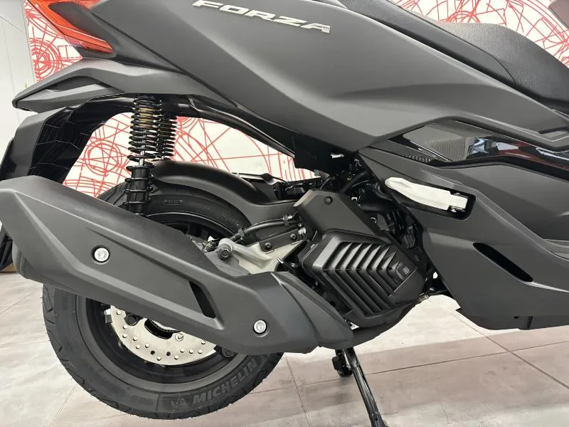 NSS FORZA 125
