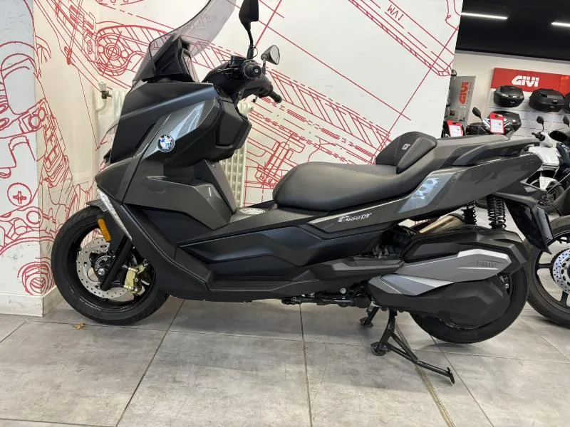 C 400 GT