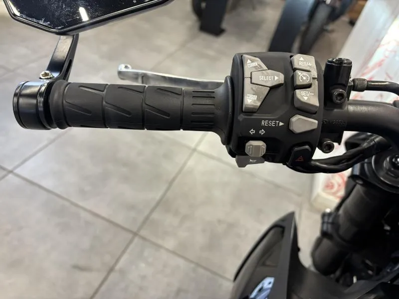Z 900