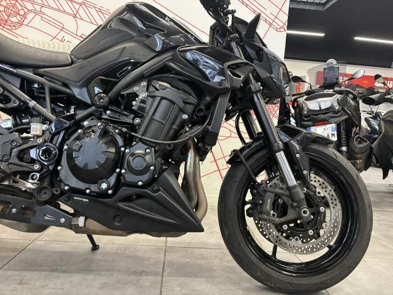 Z 900