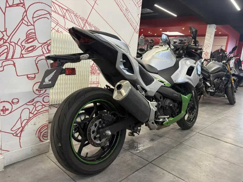 Ninja 7 Hybrid