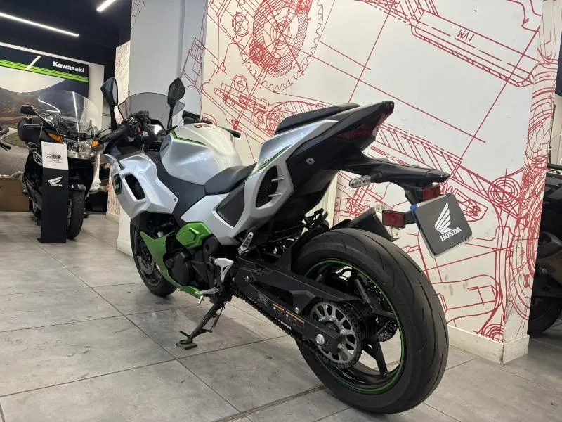 Ninja 7 Hybrid