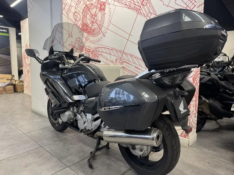 FJR 1300 AE