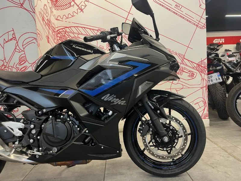 Ninja 500 SE