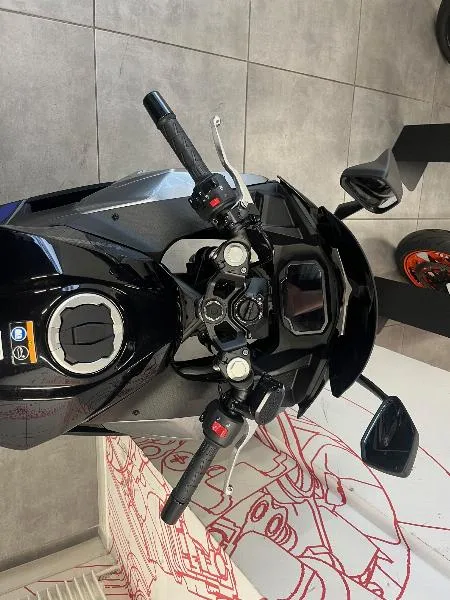 Ninja 500 SE