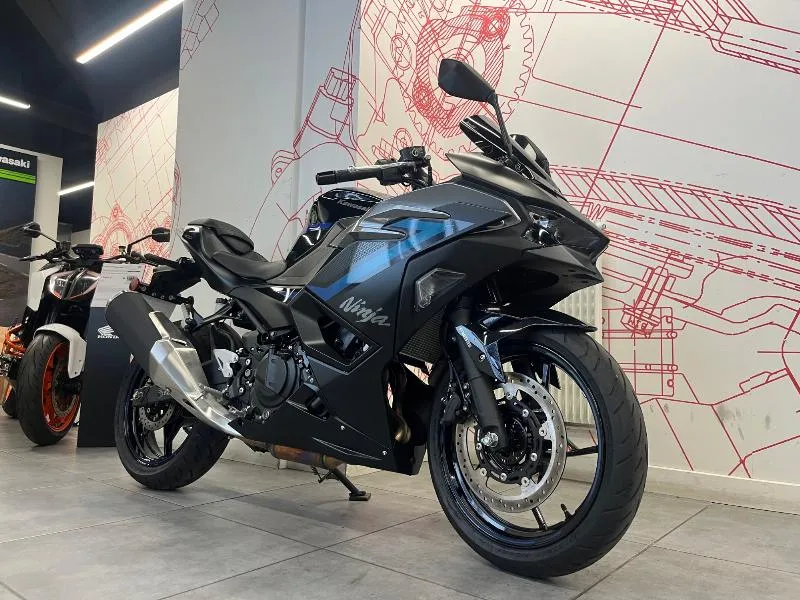 Ninja 500 SE