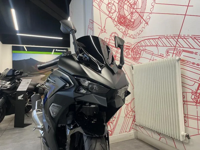 Ninja 500 SE