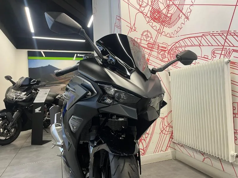 Ninja 500 SE