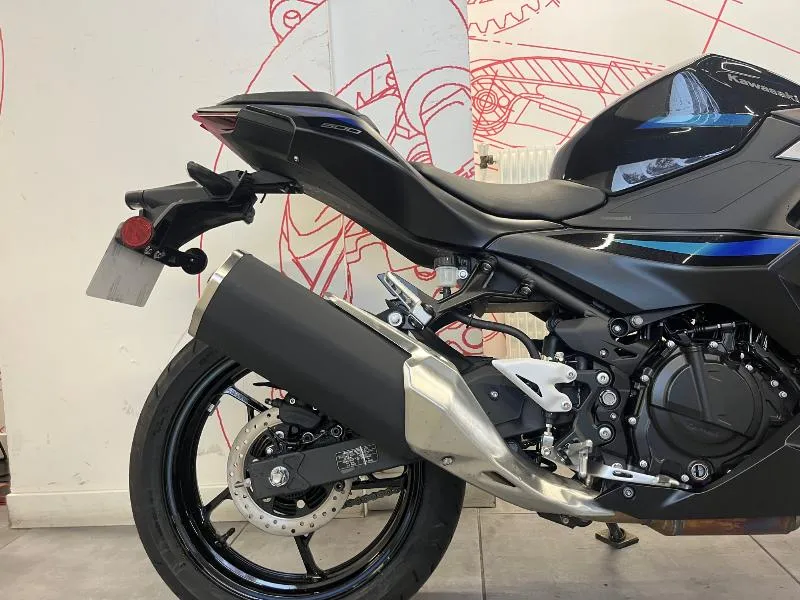 Ninja 500 SE