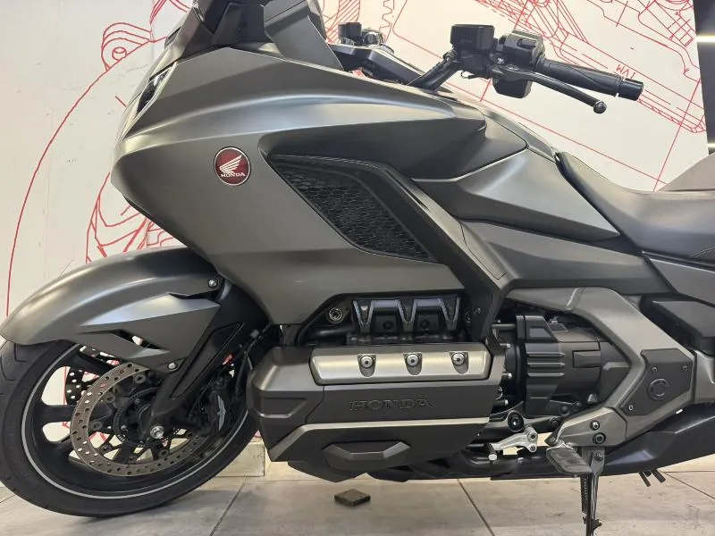 GOLDWING 1800 BAGGER