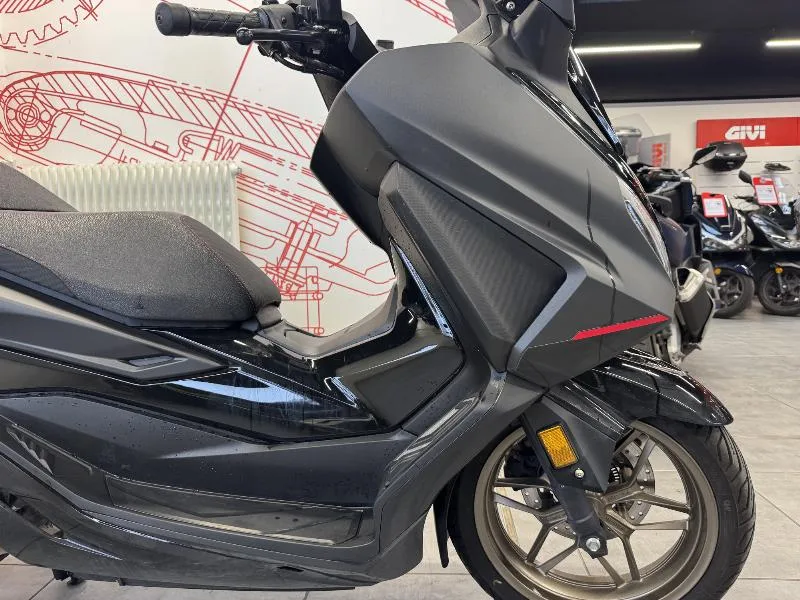 NSS FORZA 125