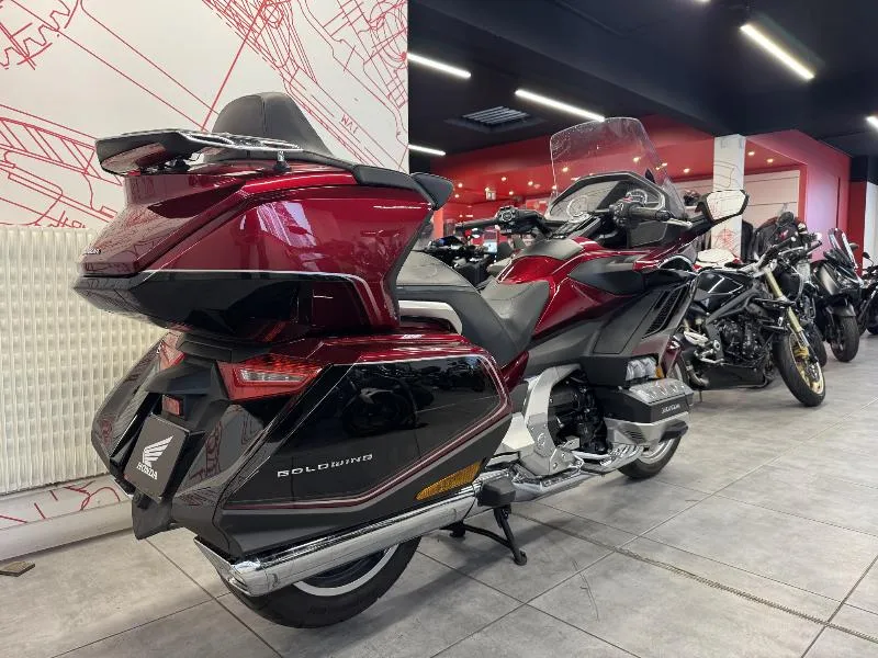 GL1800 GOLDWING