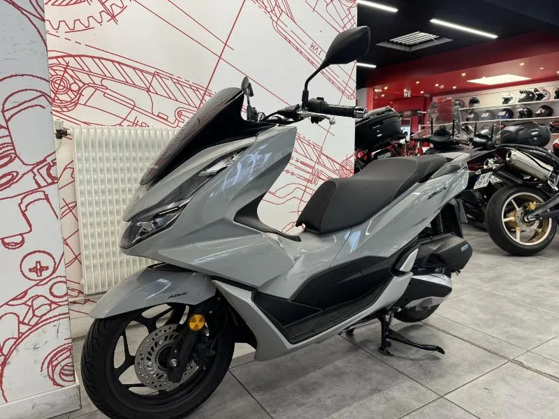 PCX 125