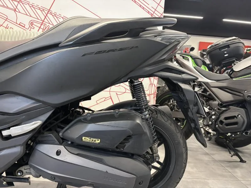 NSS FORZA  125 AD
