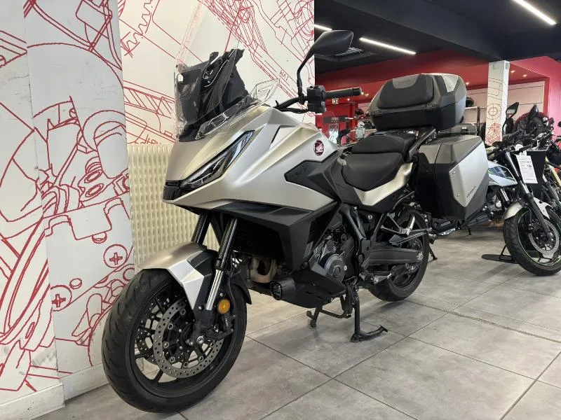 NT 1100 DCT
